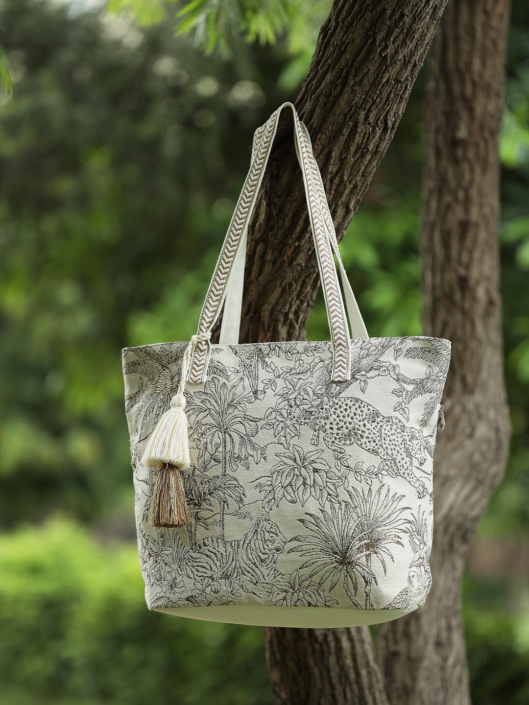 Earth Edit Cotton Jungle Toile Shoulder Bag