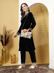 Lush Floral Embellished Cotton Canvas Sling Bag