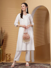 Droop Diamond Embellished Velvet Potli
