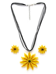 Floral Paper Quilling Necklace & Earrings